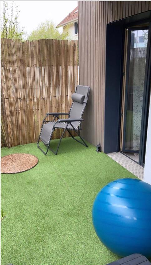 Appartement Cosy Et Bien Equipe Nanterre Luaran gambar